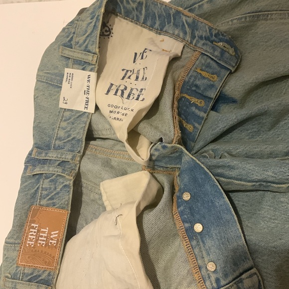 Free People We The Free Good luck Shadow Patch Barrel Jeans - Picture 7 of 11